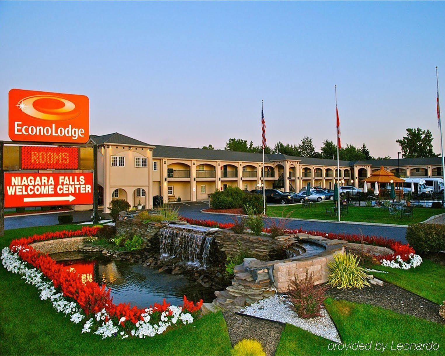 Econo Lodge At The Falls North Niagara Falls Ngoại thất bức ảnh